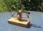 Preview: Brillenparkplatz Snub Nose aus Eiche – handgefertigter Brillenhalter aus Holz