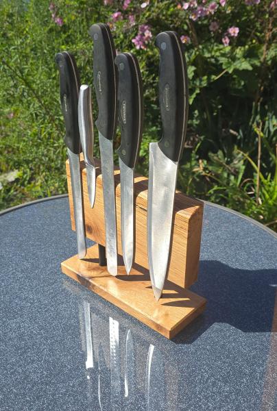 Preview: Magnet-Messerhalter aus Eiche – handgefertigtes Holzunikat