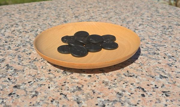 Preview: Kleine Holzschale aus Buche mit fein geschliffener Oberfläche