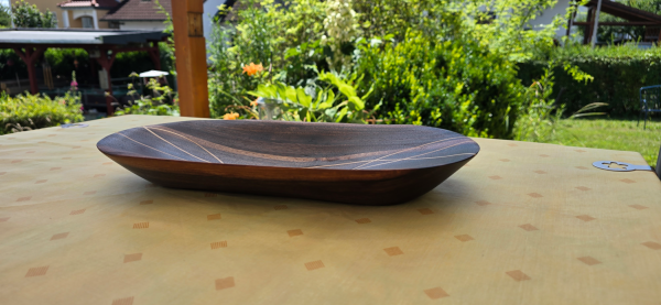 Handgefertigte Schale aus Indian Laurel von mARTinWood