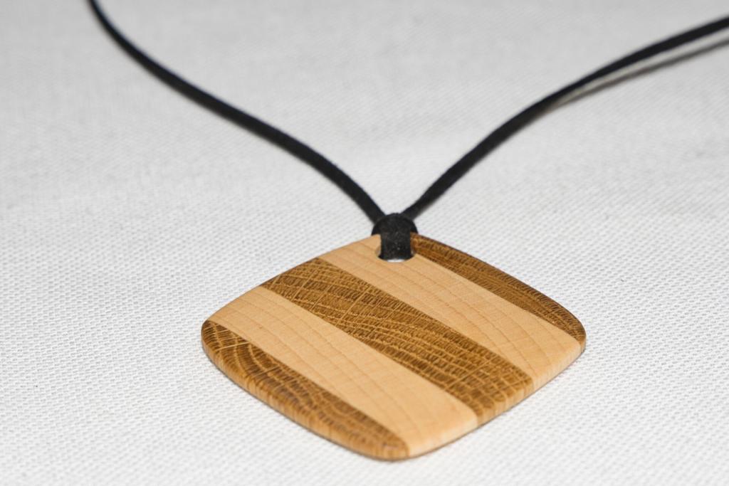 Schmuckanhänger "Diagonal"